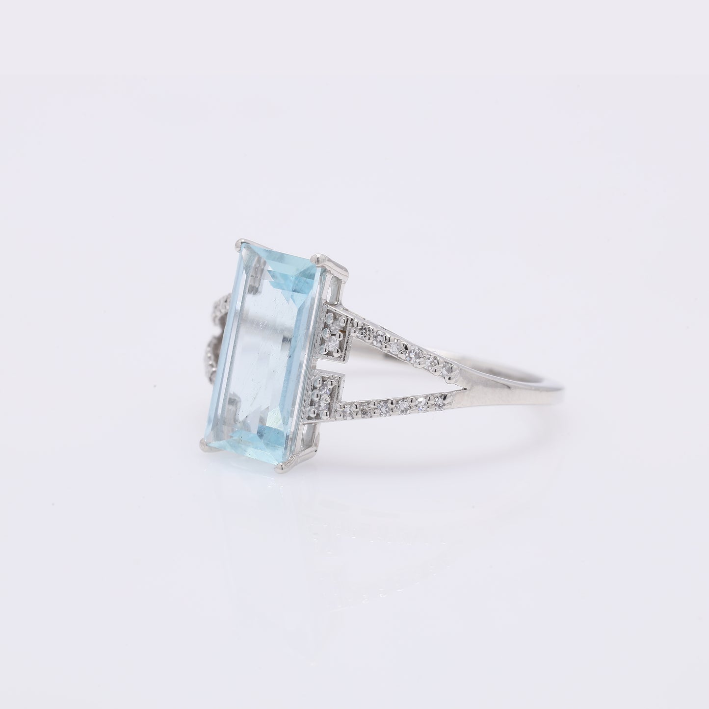2.04 Ct Rectangle Step Cut Natural Aquamarine 950 Platinum Ring