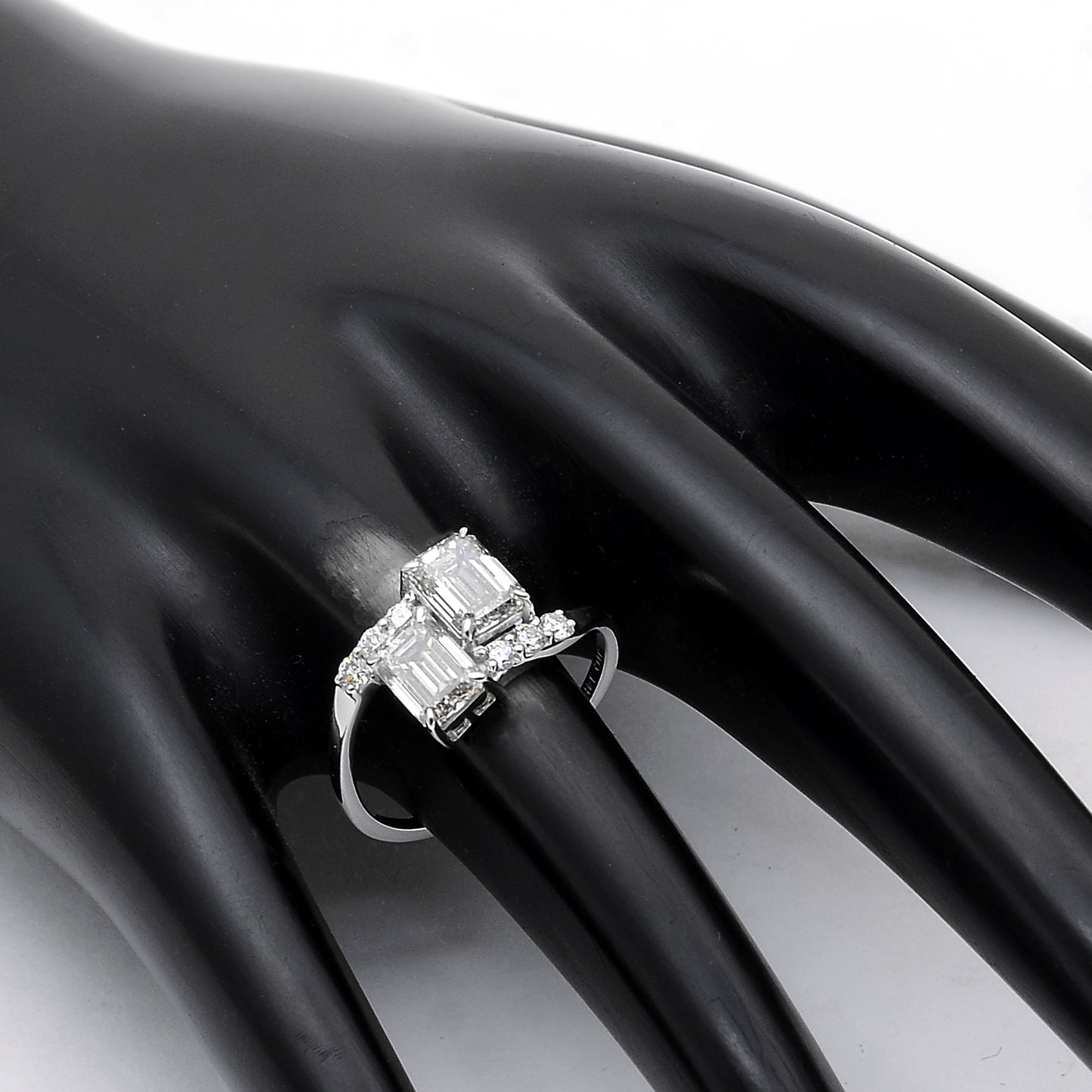 2.28 Carats Lab Grown Diamond 14K Gold Ring