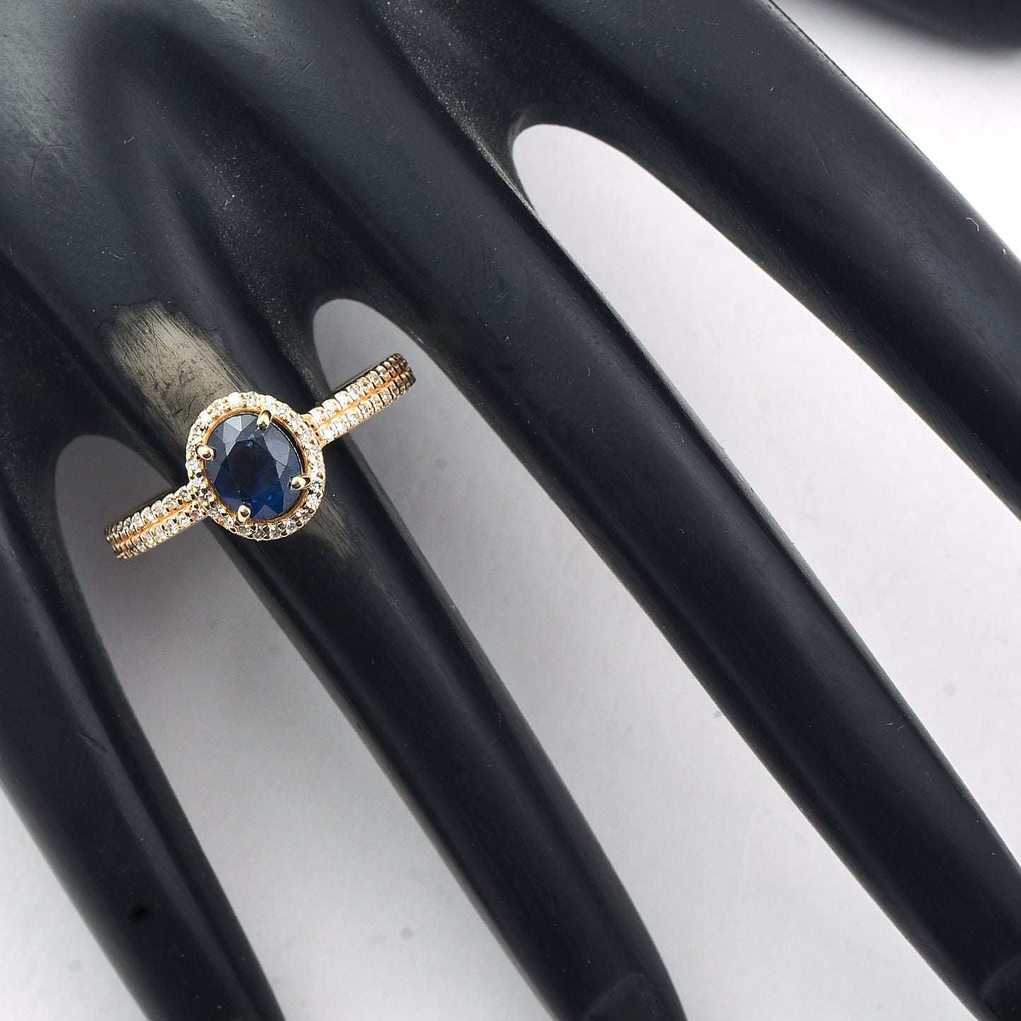 1.51 Ct Oval Mixed Cut Natural Sapphire 14K Gold Ring