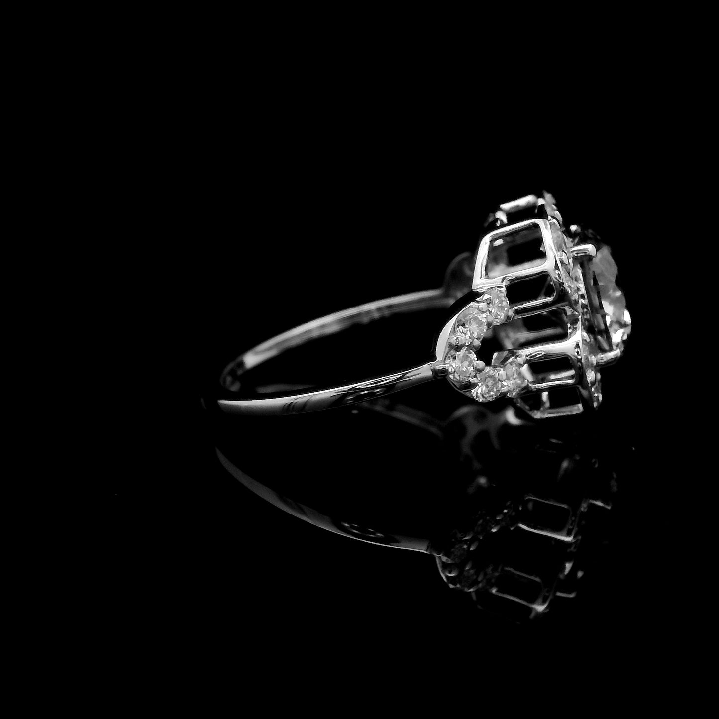 2.75 Carats Lab Grown Diamond 14K Gold Ring