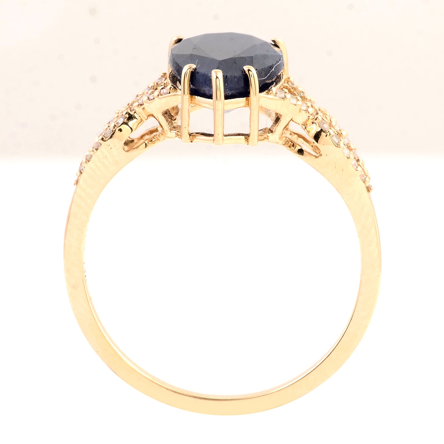 3.52 Carats Natrual Corundum Sapphire 14K Gold Ring