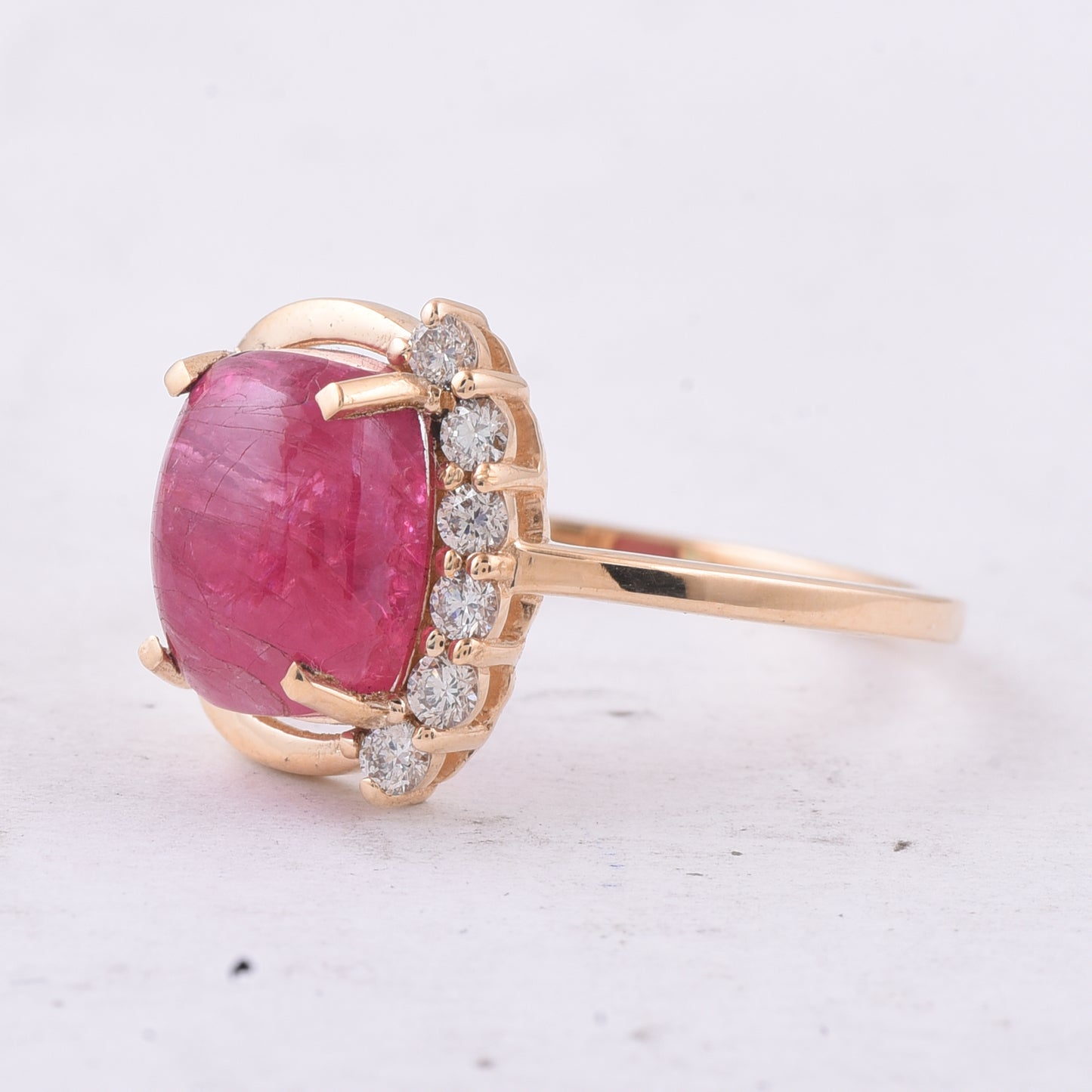 3.88 Ct Cushion Cabochon Cut Natural Spinel 14K Gold Ring