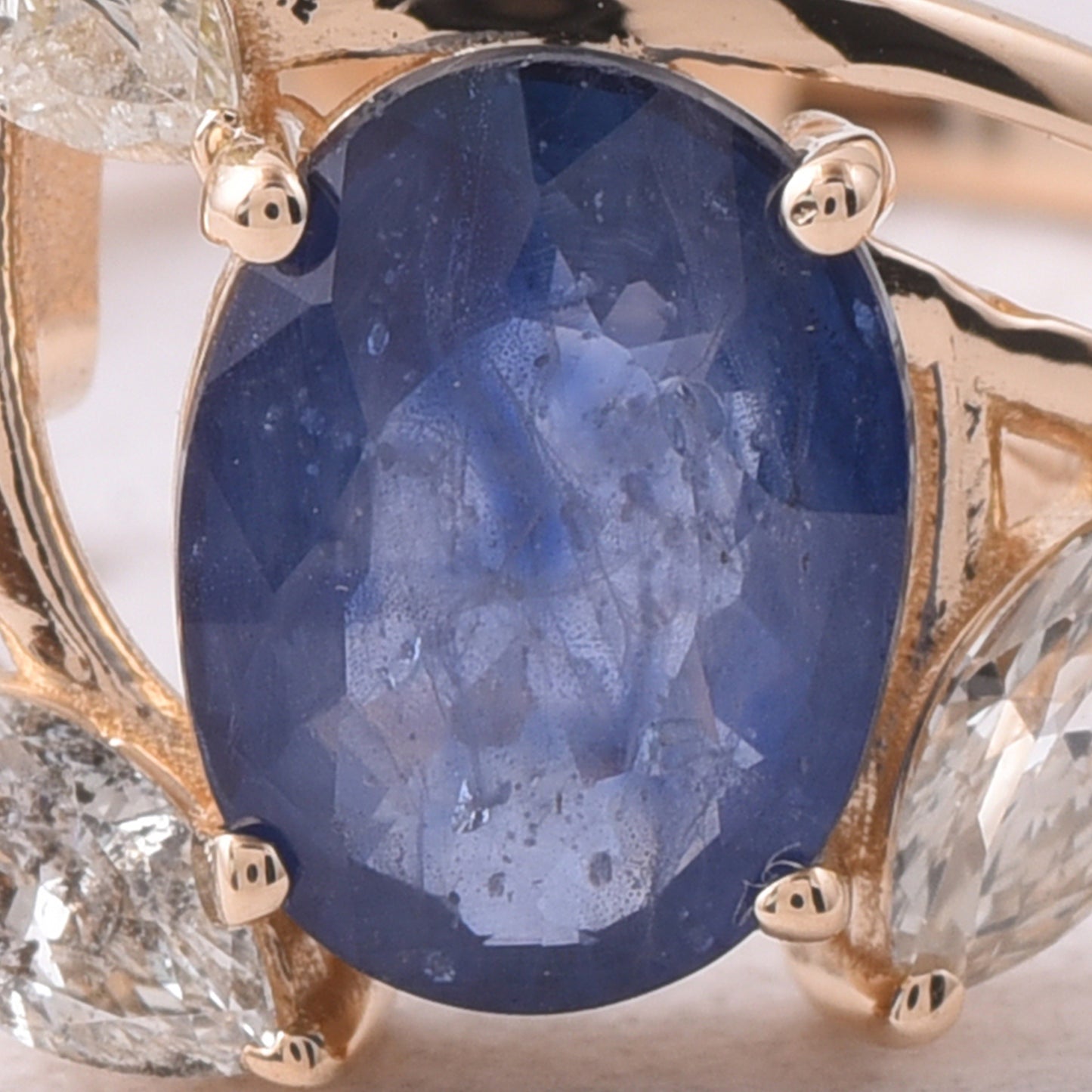 1.84 Ct Oval Mixed Cut Natural Sapphire 14K Gold Ring