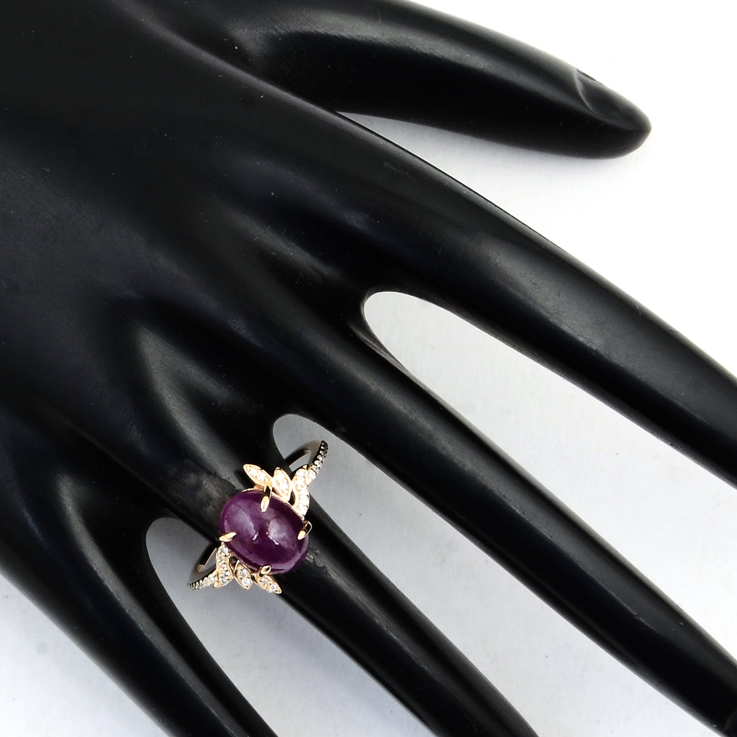 3.81 Ct Oval Cabochon Natural Corundum Ruby 14K Gold Ring