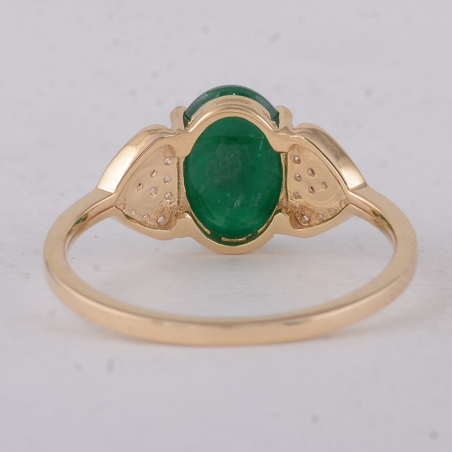 1.91 Ct Oval Emerald 9K Gold Ring