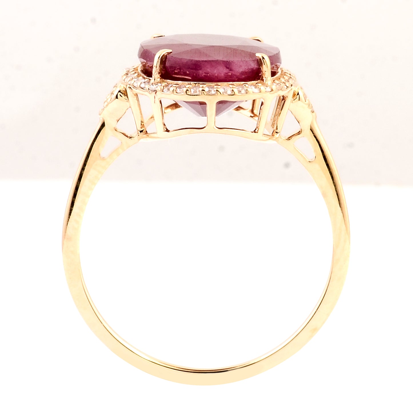 6.14 Ct Natural Codundum Ruby 14K Gold Ring