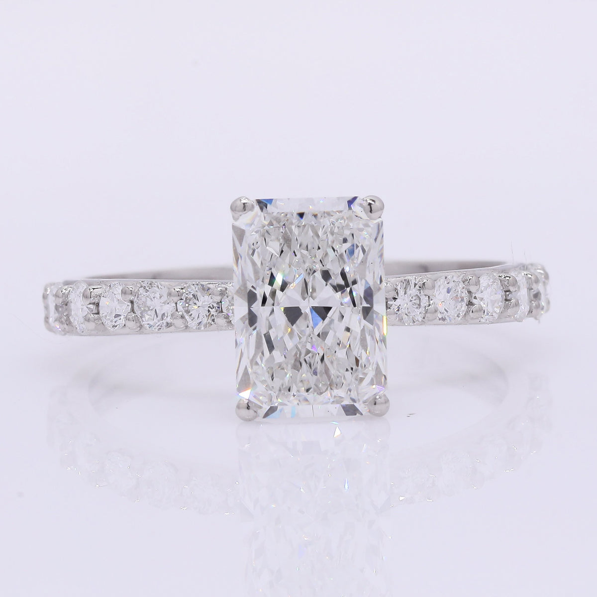 2.37 Carats Lab Grown Diamond 950 Platinum Ring