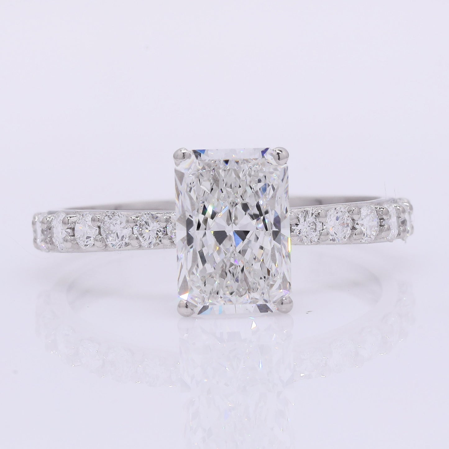 2.37 Carats Lab Grown Diamond 950 Platinum Ring