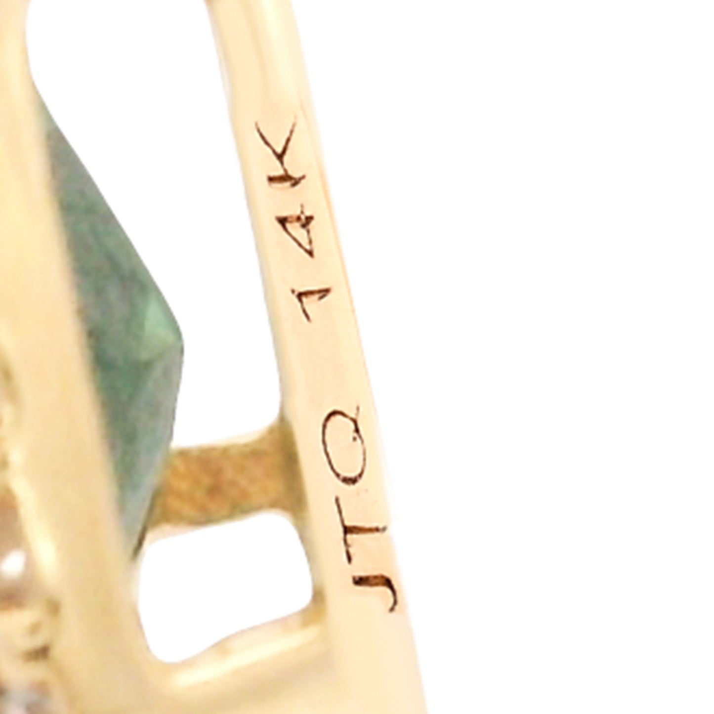 1.32 Ct Pear Green Diamond 14K Gold Pendant