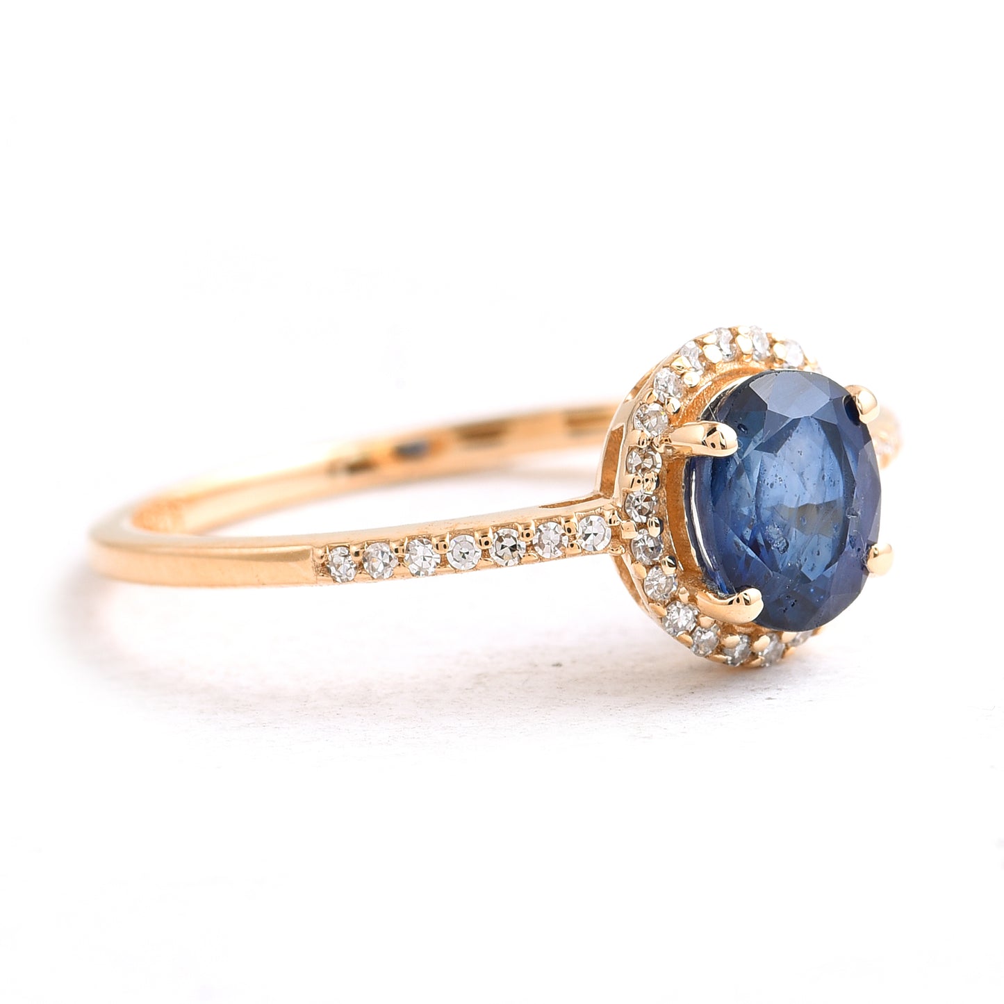 1.22 Ct Oval Sapphire 14K Gold Ring