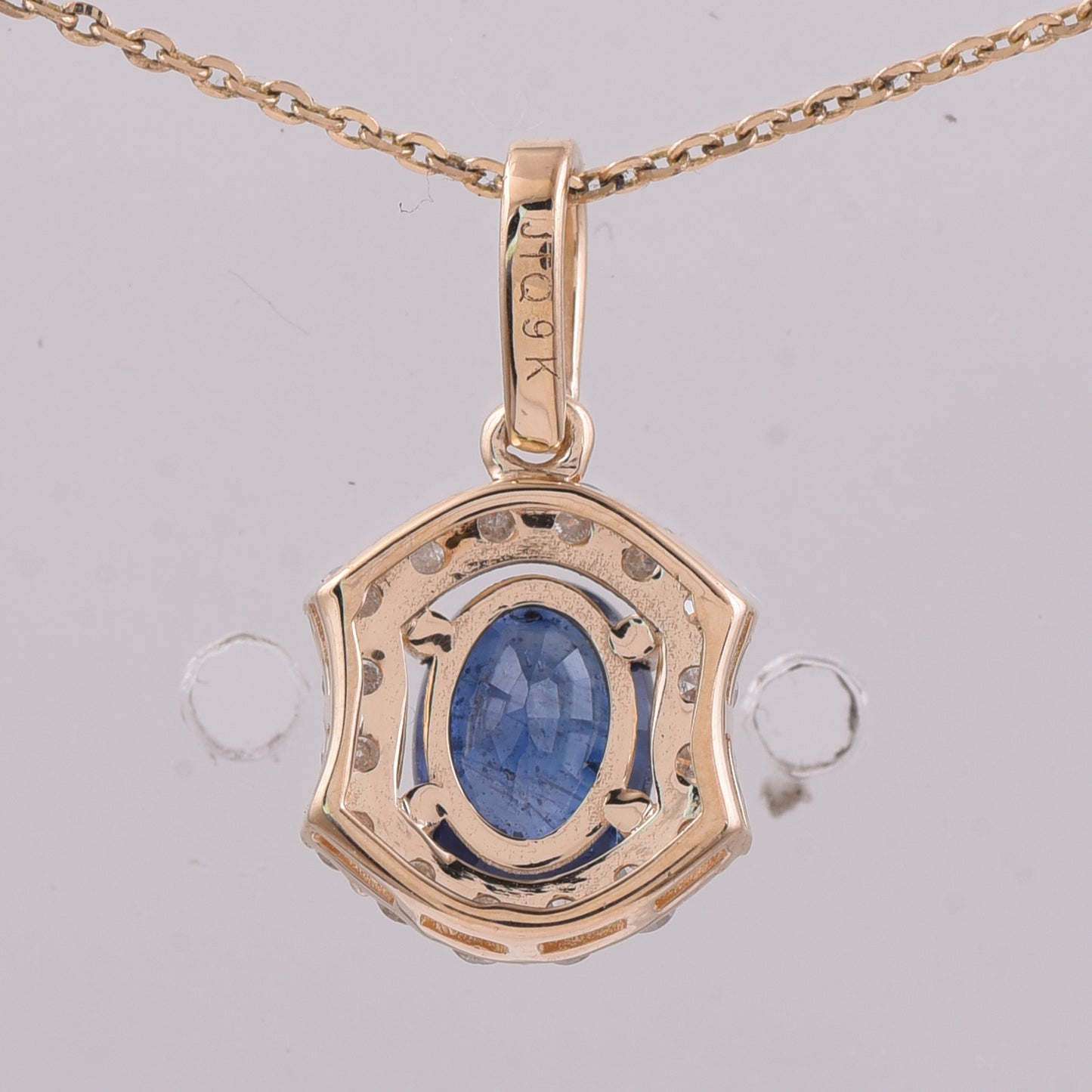 1.41 Ct Oval Blue Sapphire 9K Gold Pendant