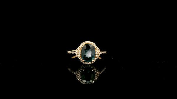 1.55 Ct Oval Natural Sapphire 14K Gold Ring