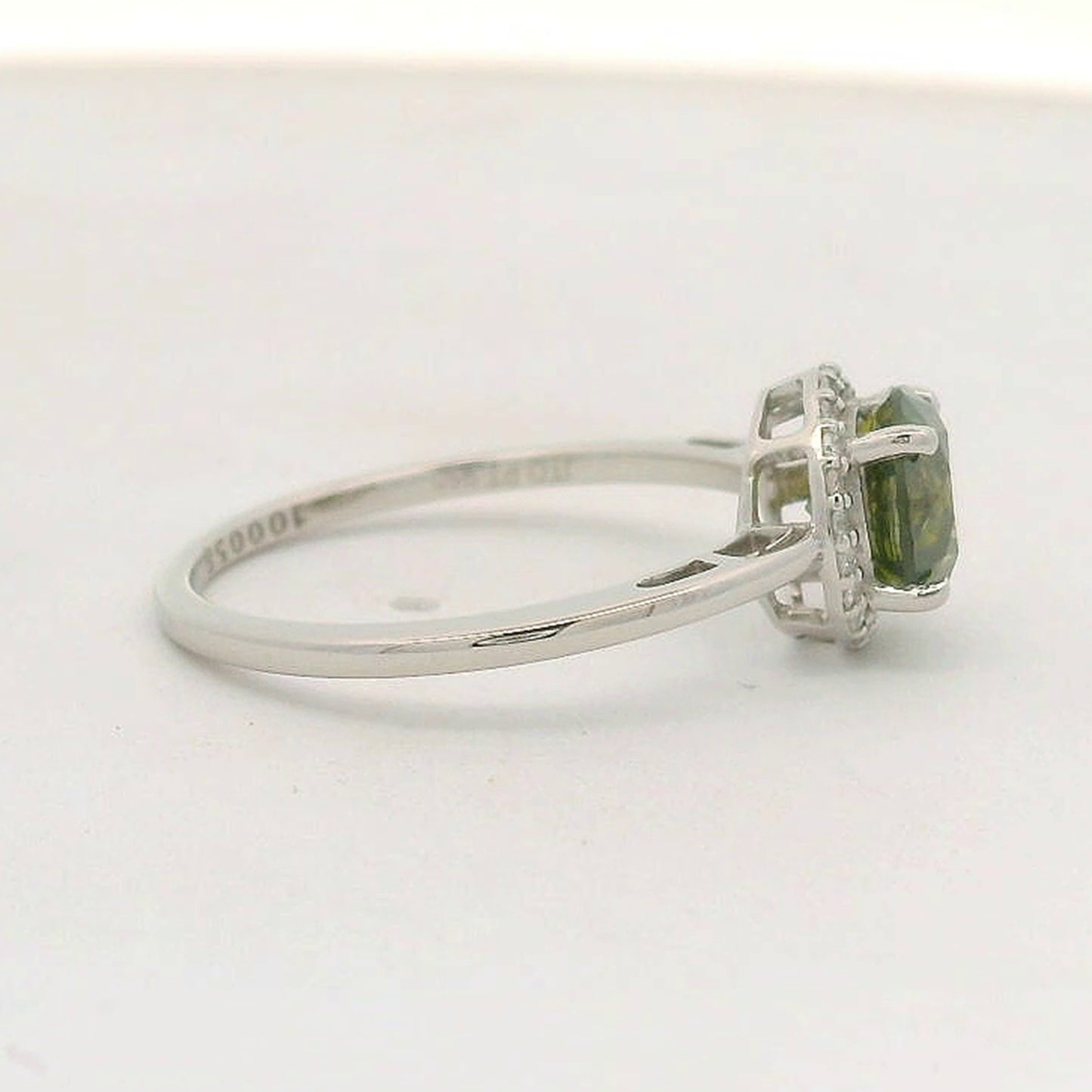 1.33 Ct Round Green Diamond 950 Platinum Ring