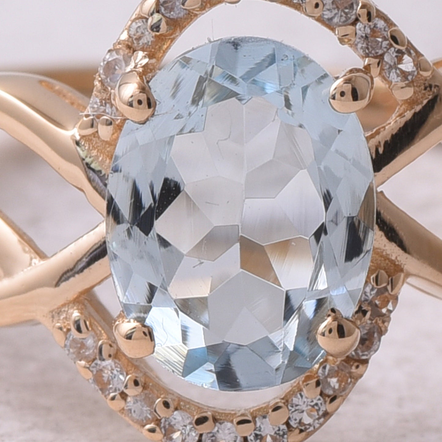 1.16 Ct Oval Natural Aquamarine 14K Gold Ring
