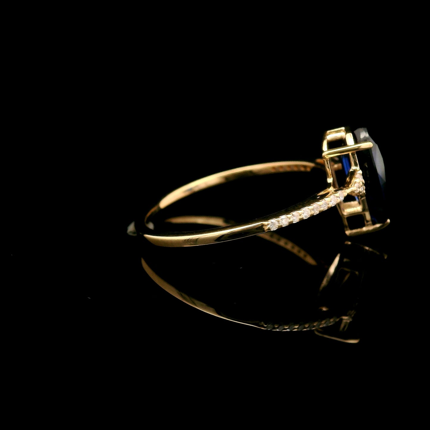 1.78 Ct Pear Mixed Cut Lab Grown Sapphire 14K Gold Ring