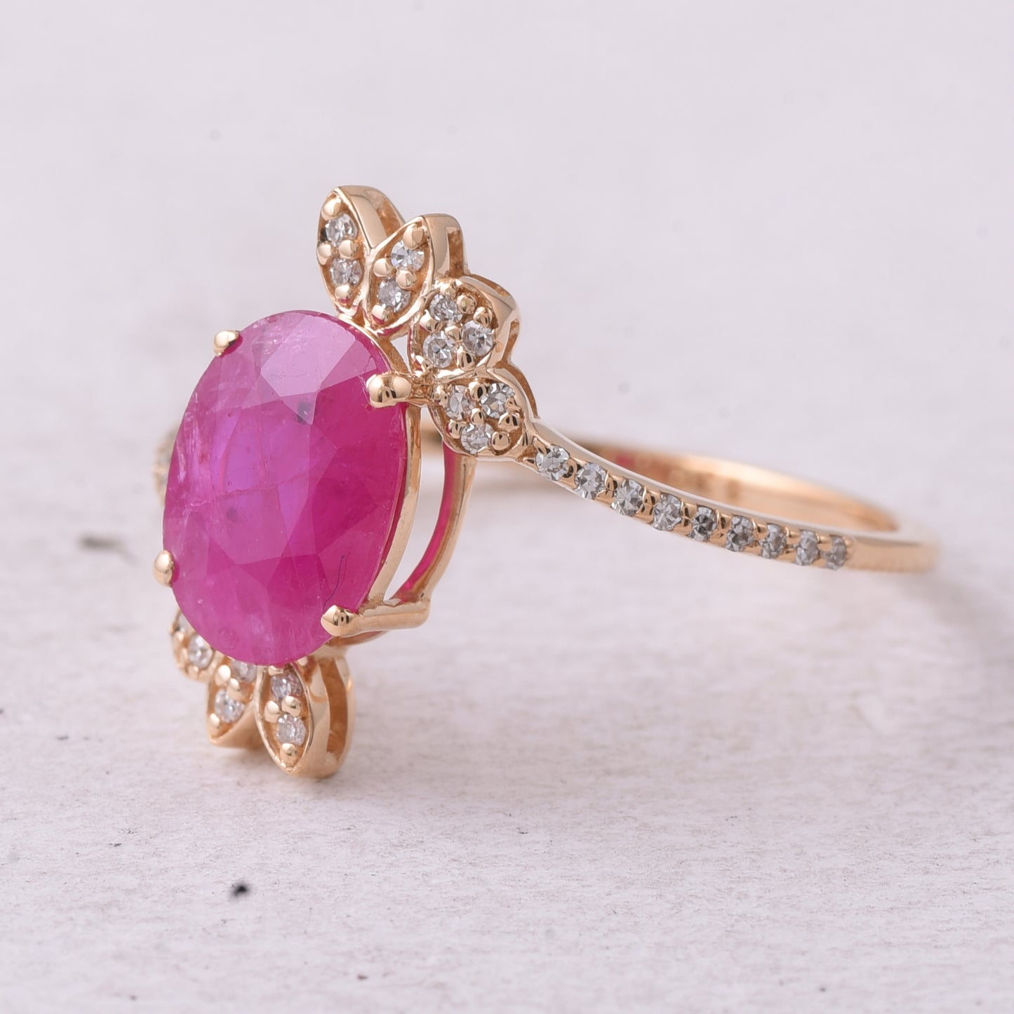 1.92 Ct Oval Mixed Cut Natural Ruby 14K Gold Ring