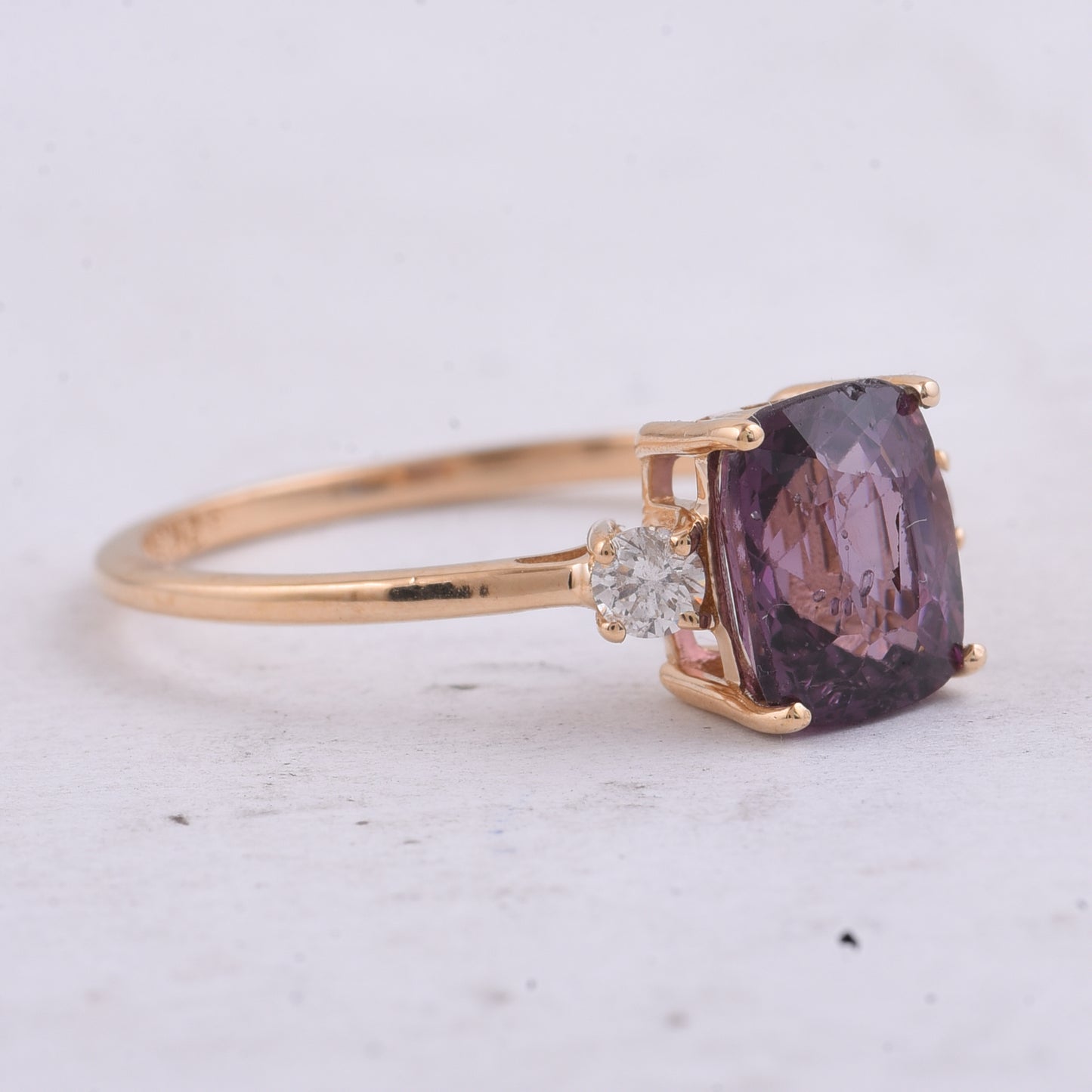 1.64 Ct Cushion Natural Spinel 14K Gold Ring