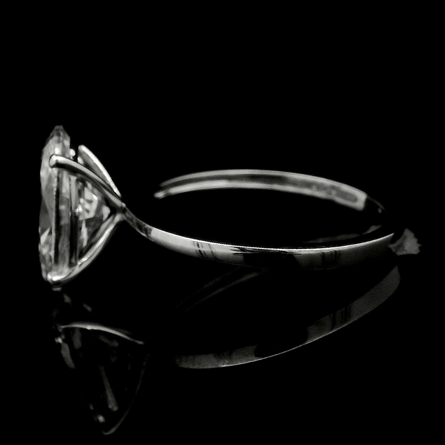 3.05 Carats Lab Grown Diamond 14K Gold Ring