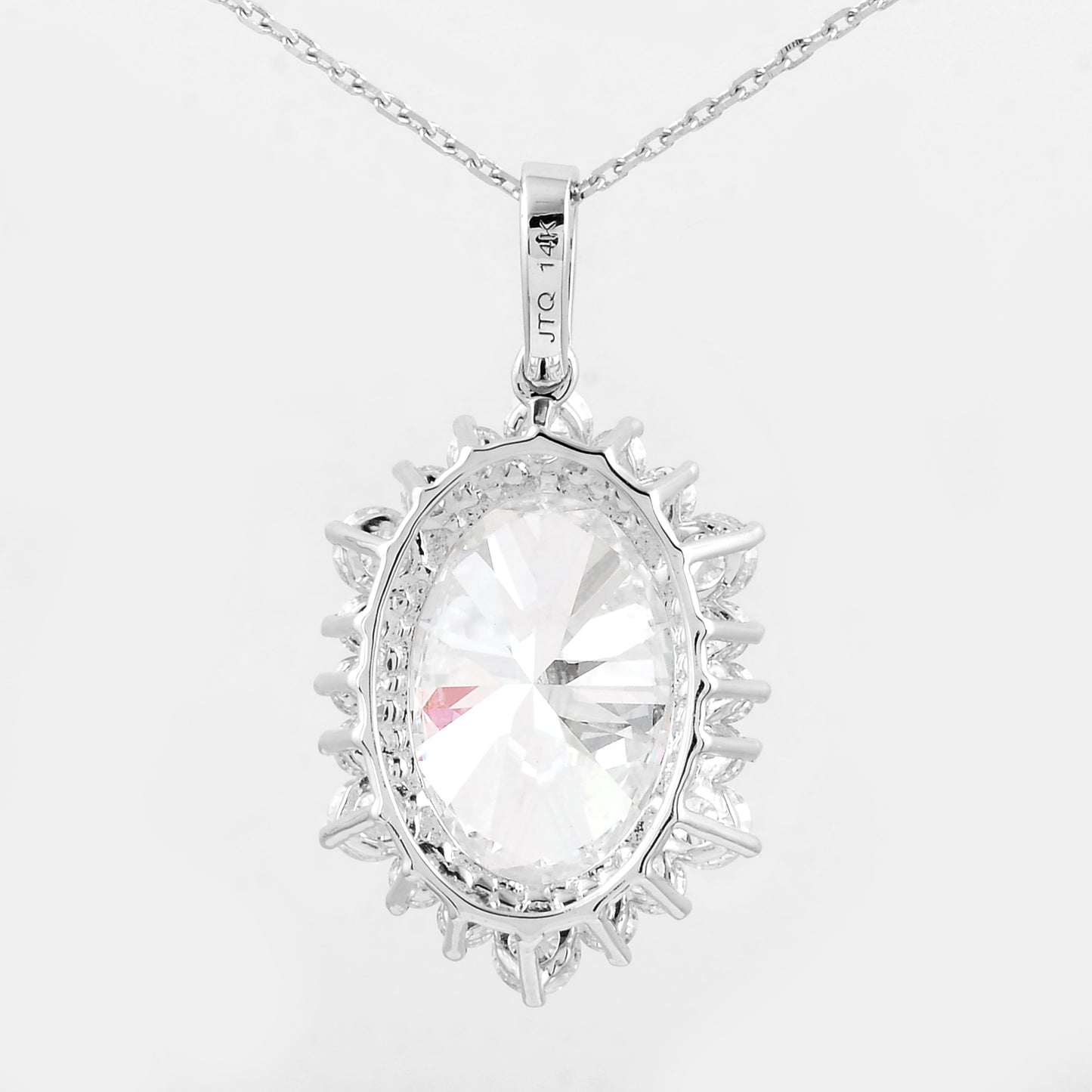 4.86 Carats Lab Grown Diamond 14K Gold Pendant