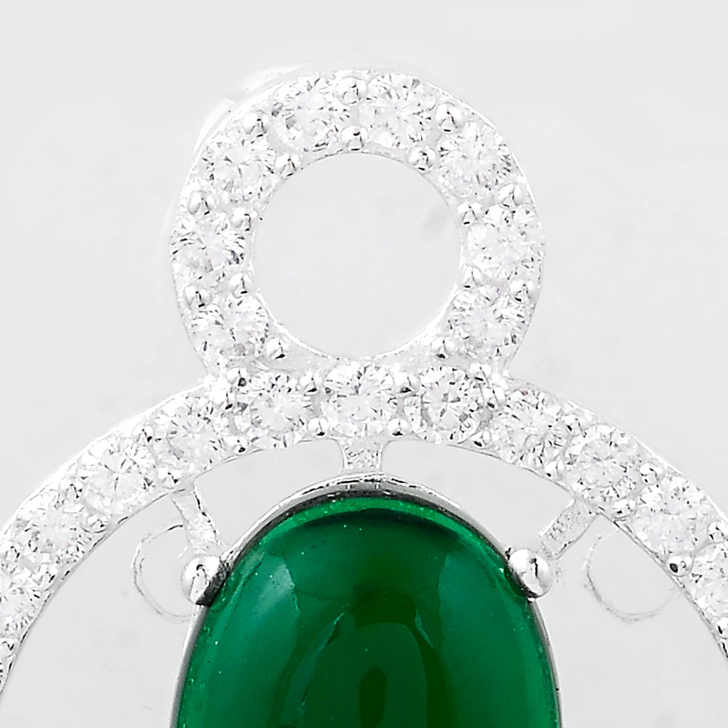 8.76 Ct Oval Cr Emerald, Cubic Zirconia, 925 Sterling Silver Pendant
