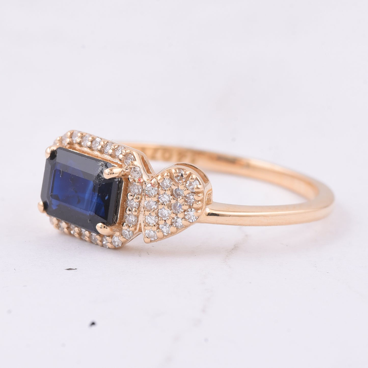 1.03 Ct Octagon Step Cut Natural Sapphire 14K Gold Ring