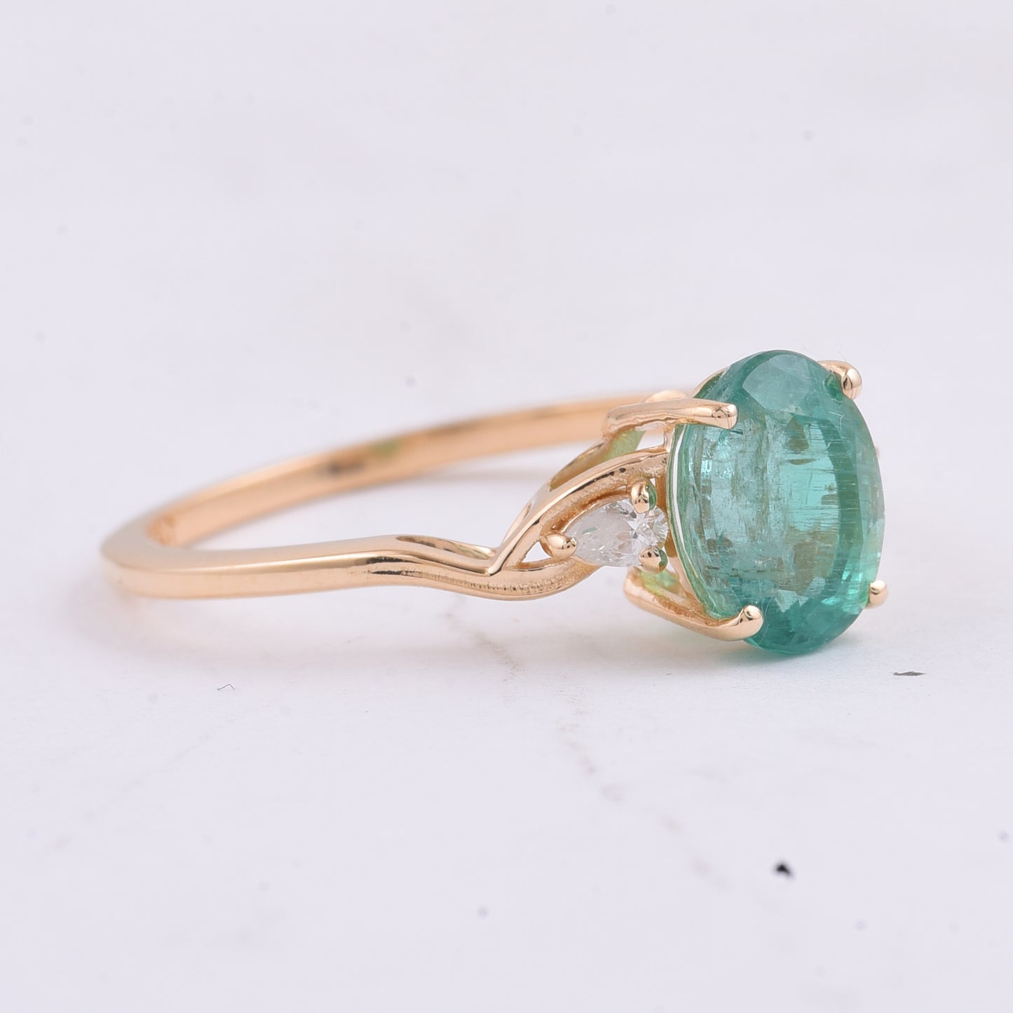 1.51 Ct Oval Natural Emerald 14K Gold Ring