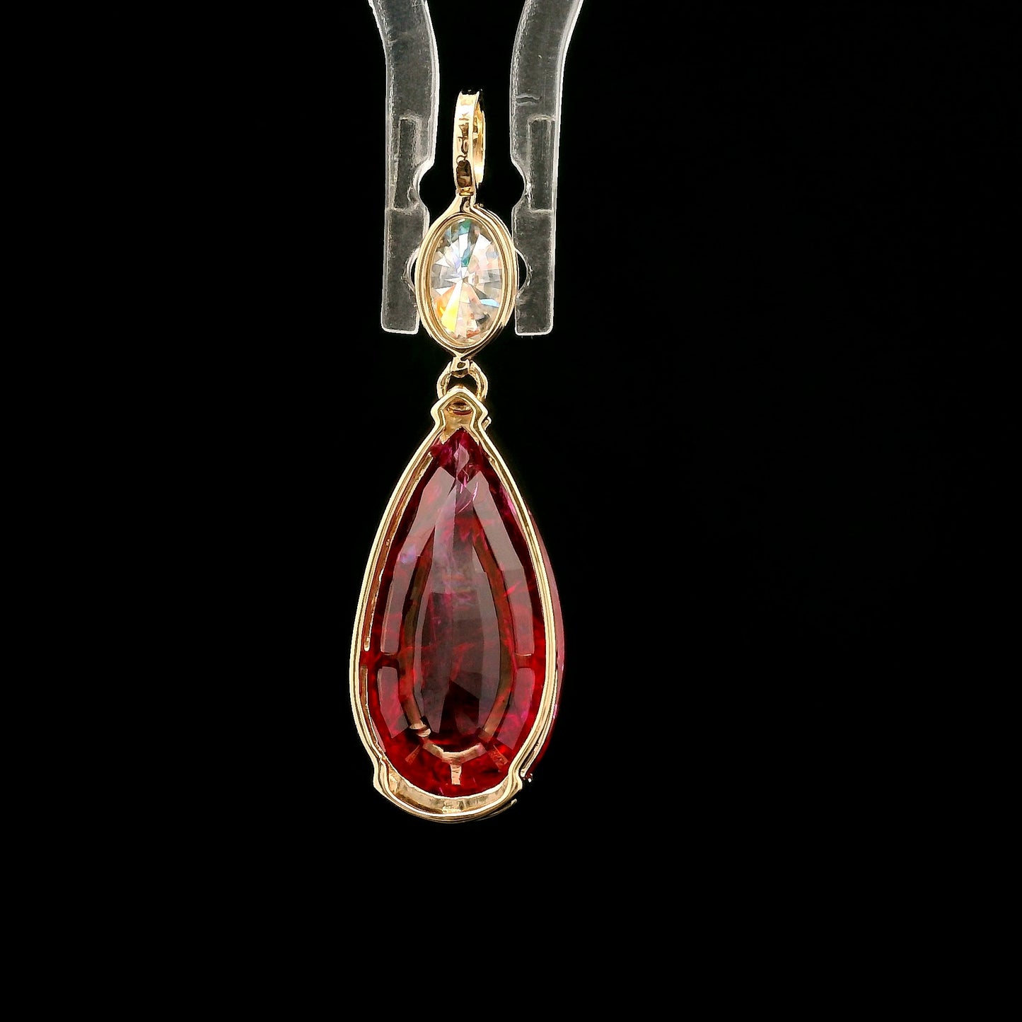 7.91 Ct Pear Mixed Cut Lab Grown Ruby 14K Gold Pendant
