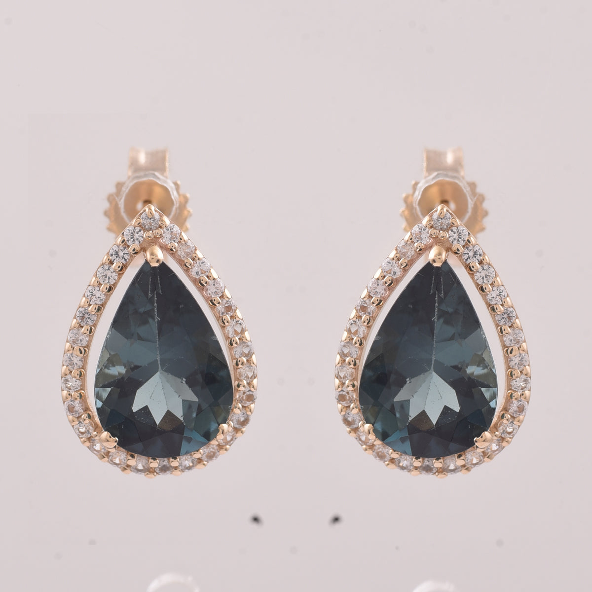2.54 Ct Pear Tourmaline 9K Gold Earrings
