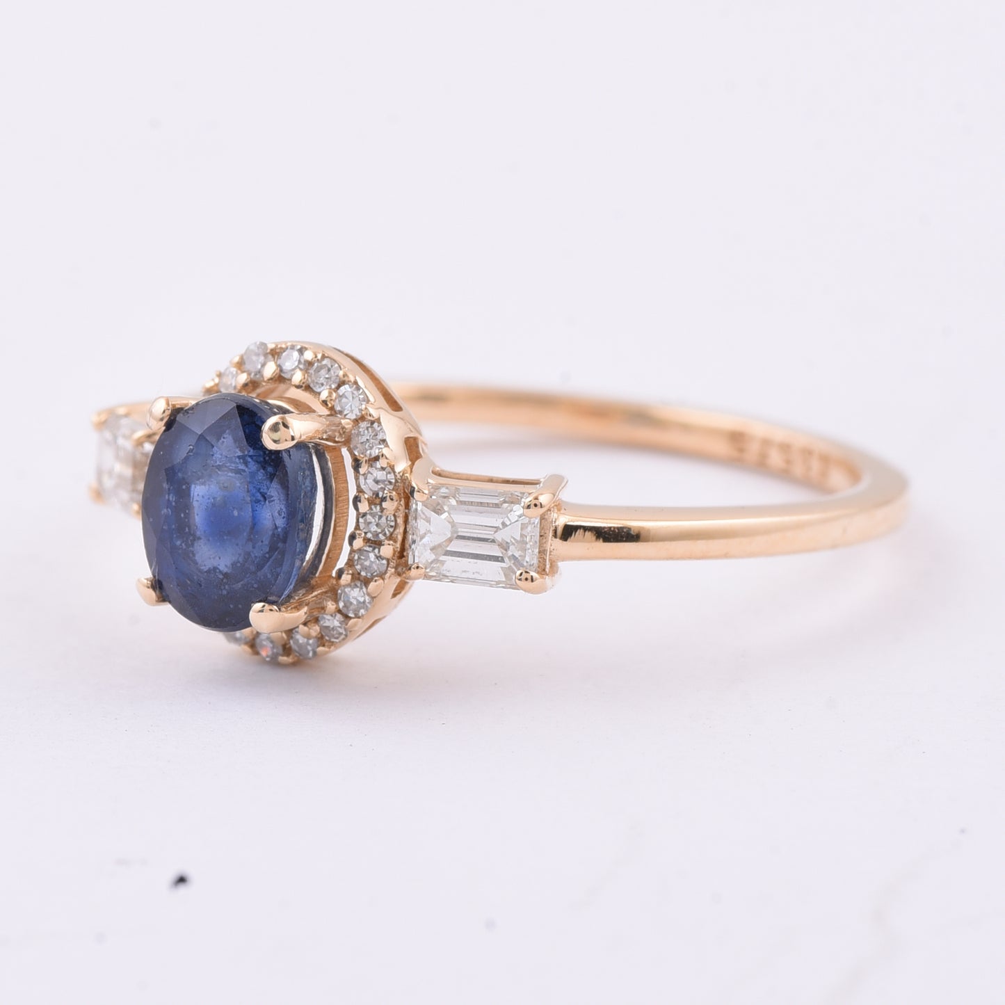 1.33 Ct Oval Natural Sapphire 14K Gold Ring
