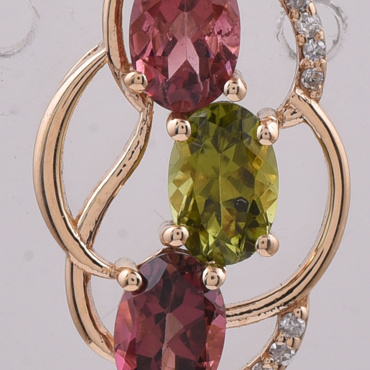 1.65 Ct Oval Natural Multi-Coloured Tourmaline 14K Gold Pendant