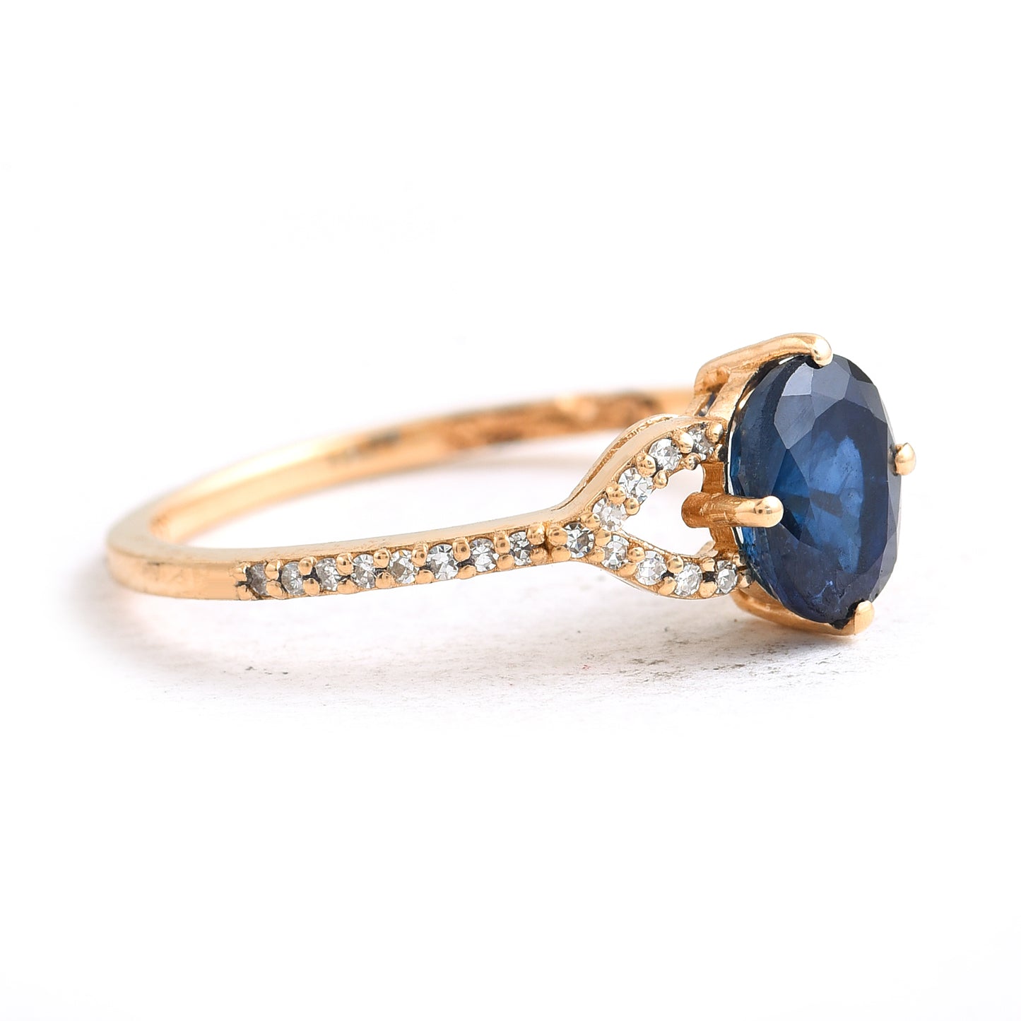 1.41 Ct Oval Sapphire 14K Gold Ring