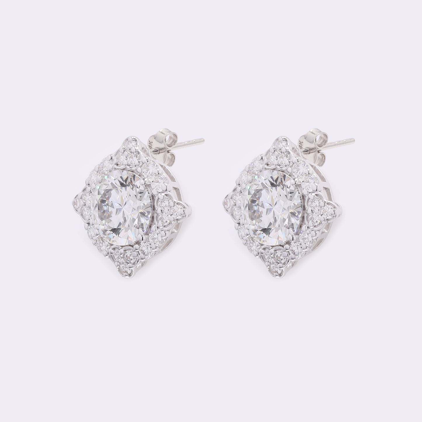 3.88 Carats Lab Grown Diamond 14K Gold Earrings