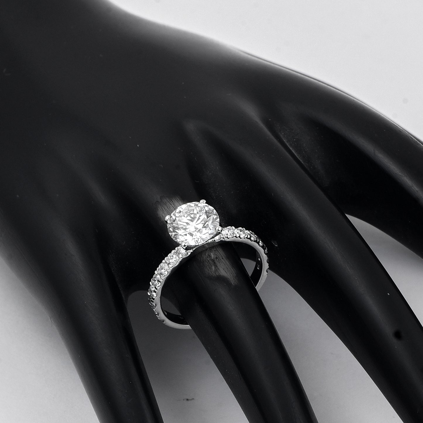 2.59 Carats Lab Grown Diamond 14K Gold Ring
