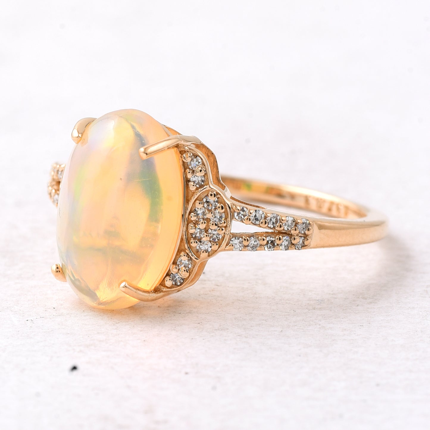 2.33 Ct Oval Cabochon Cut Natural Opal 14K Gold Ring
