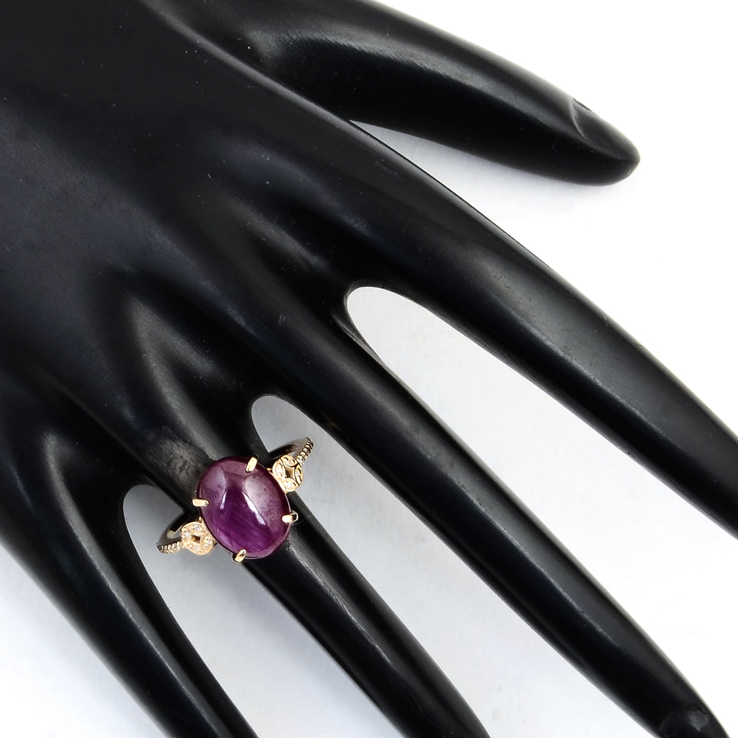 5.43 Ct Oval Cabochon Natural Corundum Ruby 14K Gold Ring