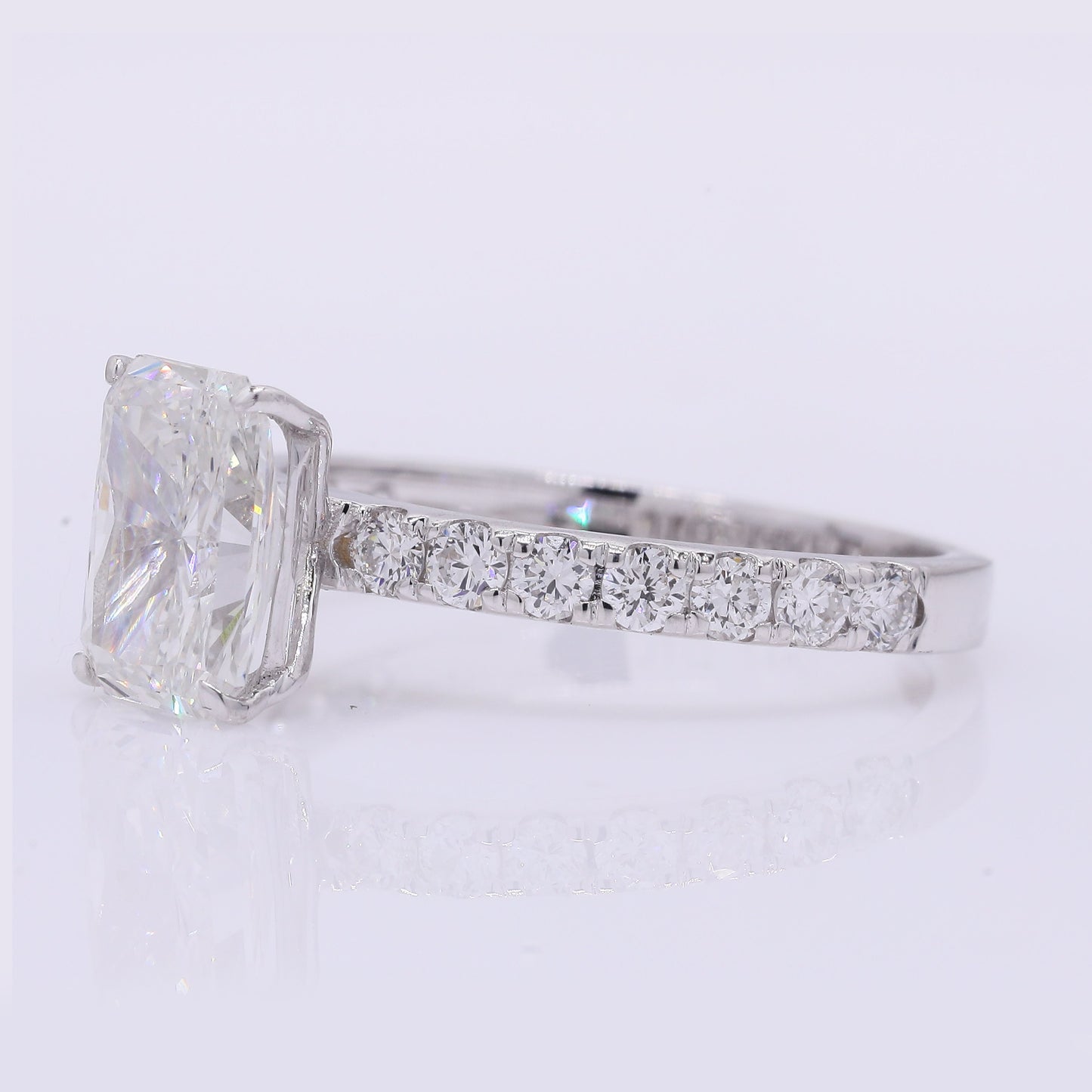 2.47 Carats Lab Grown Diamond 14K Gold Ring