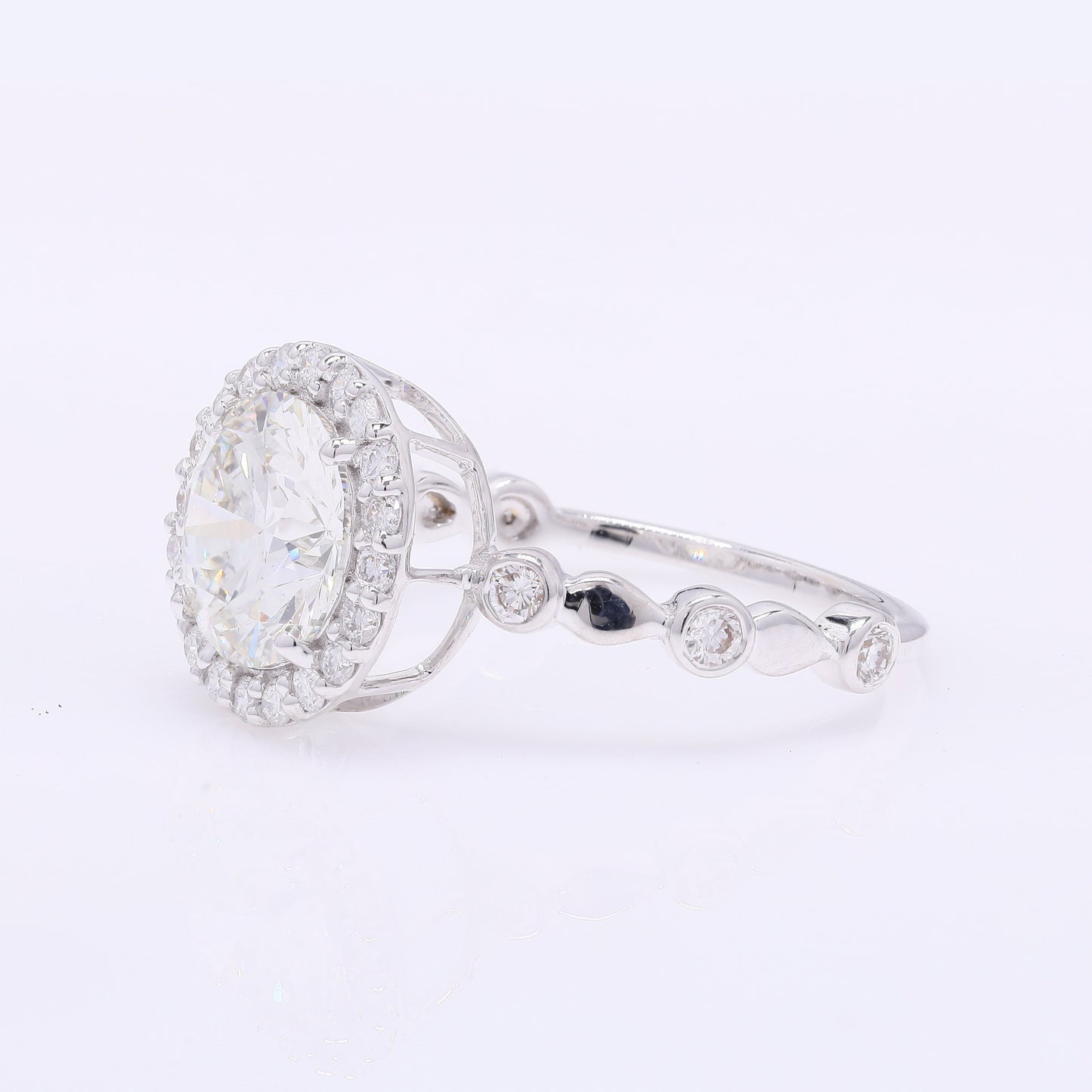 2.41 Carats Lab Grown Diamond 14K Gold Ring