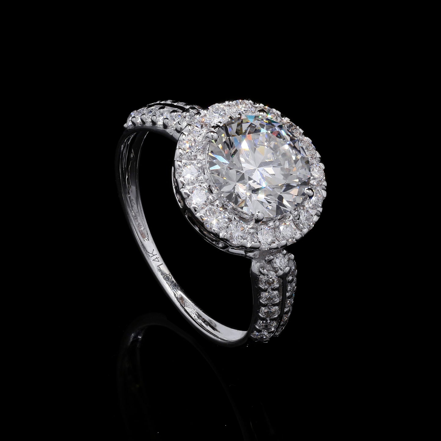 2.69 Carats Lab Grown Diamond 14K Gold Ring