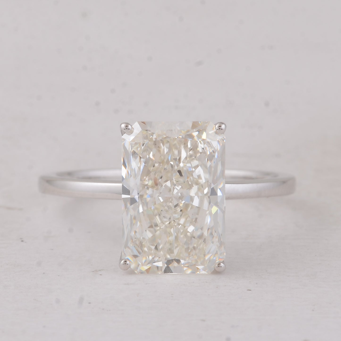 3.05 Carats Lab Grown Diamond 14K Gold Ring