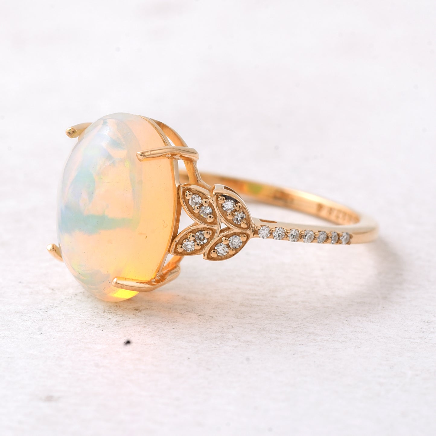 2.87 Ct Oval Cabochon Cut Natural Opal 14K Gold Ring