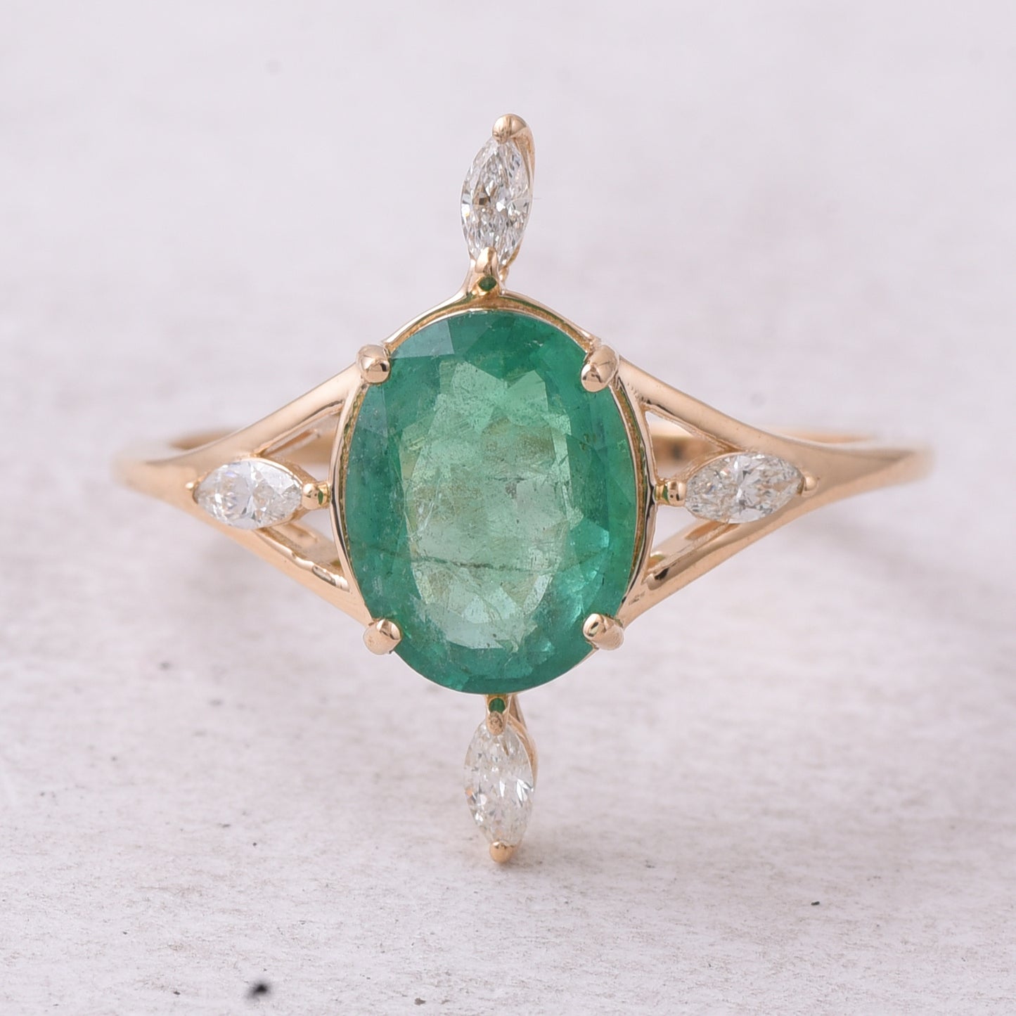 1.80 Ct Oval Natural Emerald 14K Gold Ring