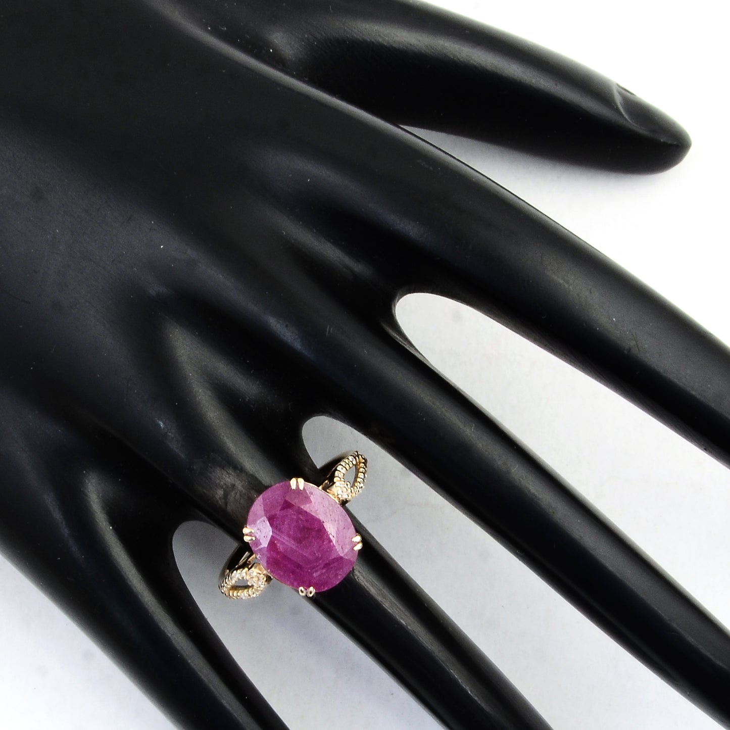 3.86 Ct Oval Mixed Cut Natural Corundum Ruby 14K Gold Ring