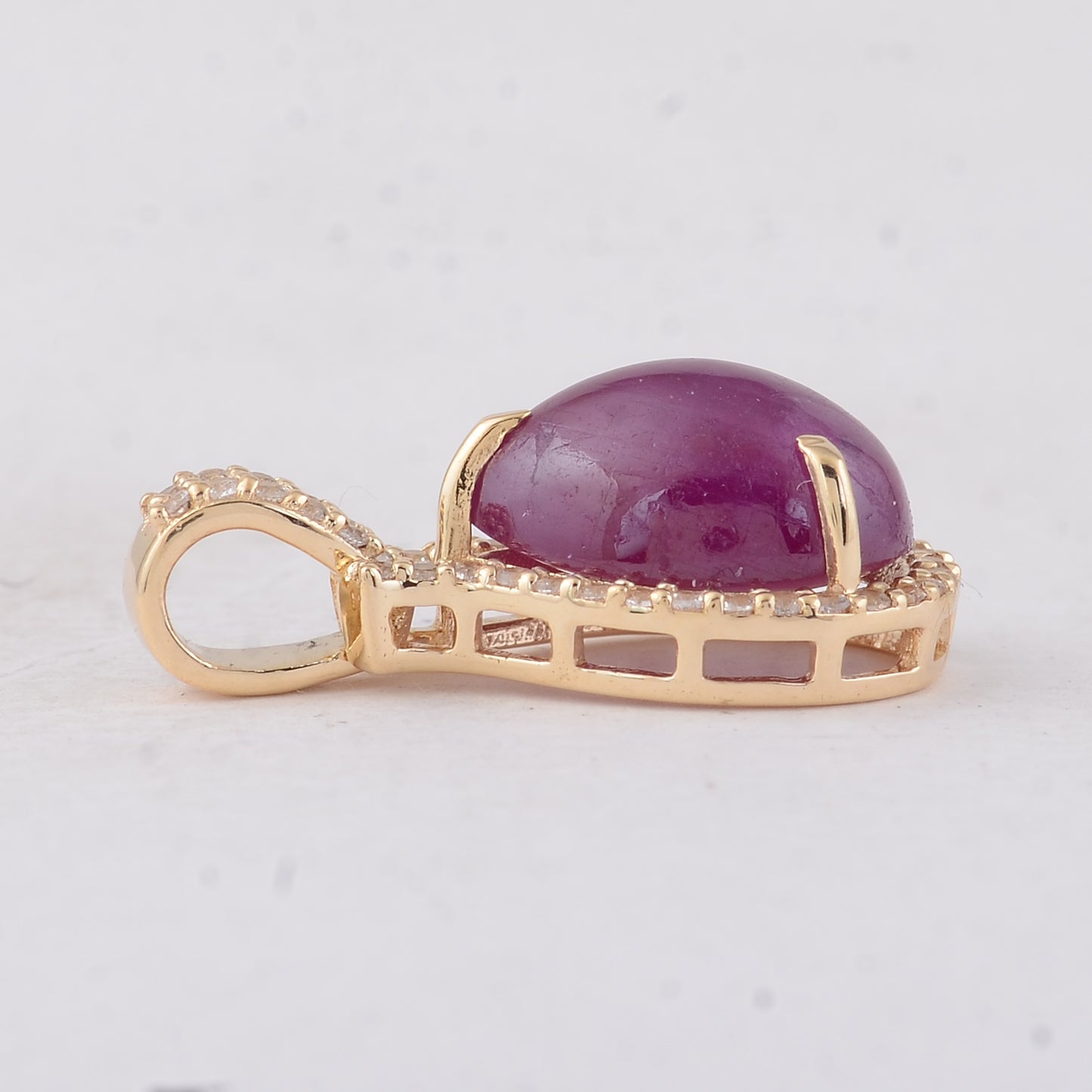 3.85 Ct Pear Ruby 9K Gold Pendant