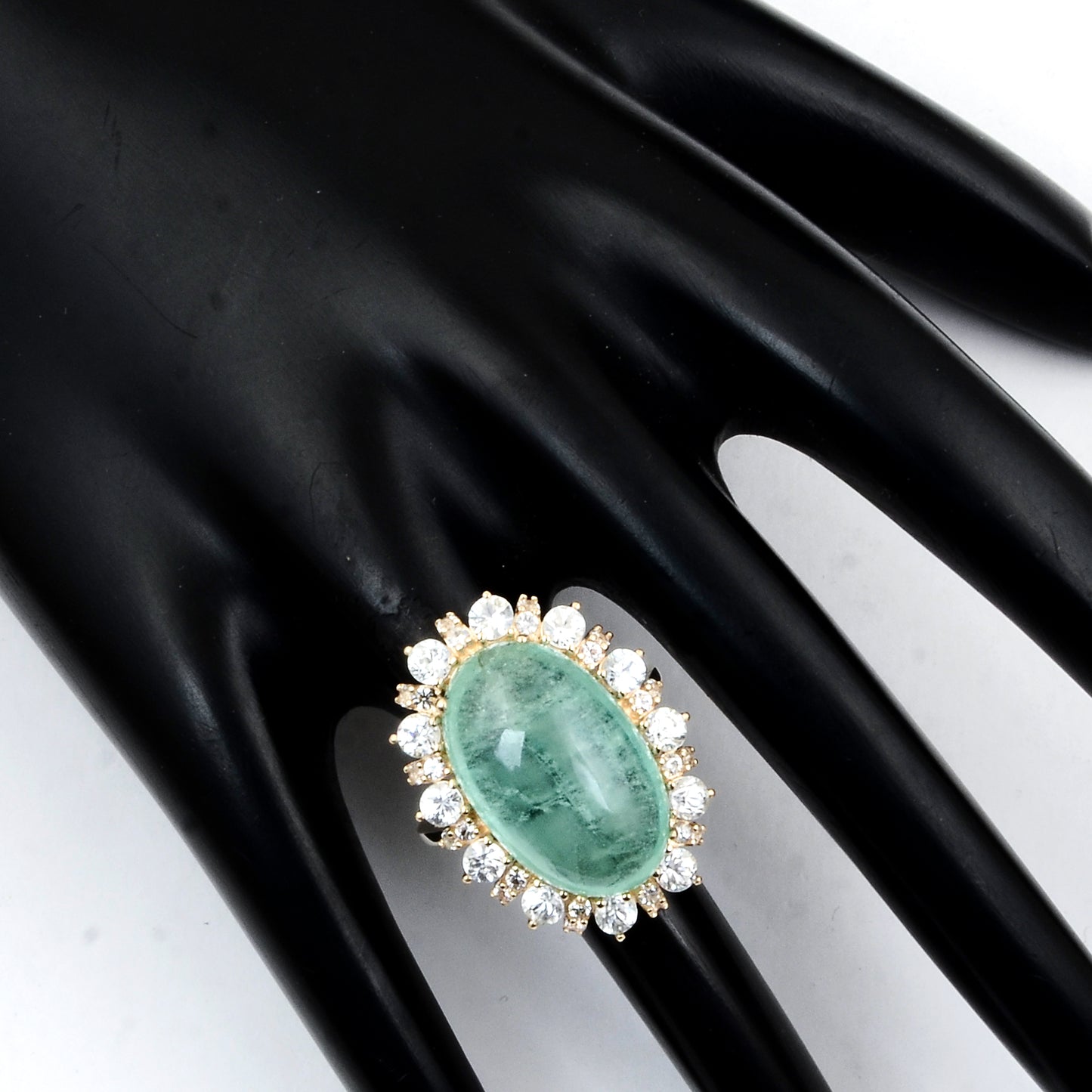 18.32 Ct Oval Natural Beryl Emerald 14K Gold Ring