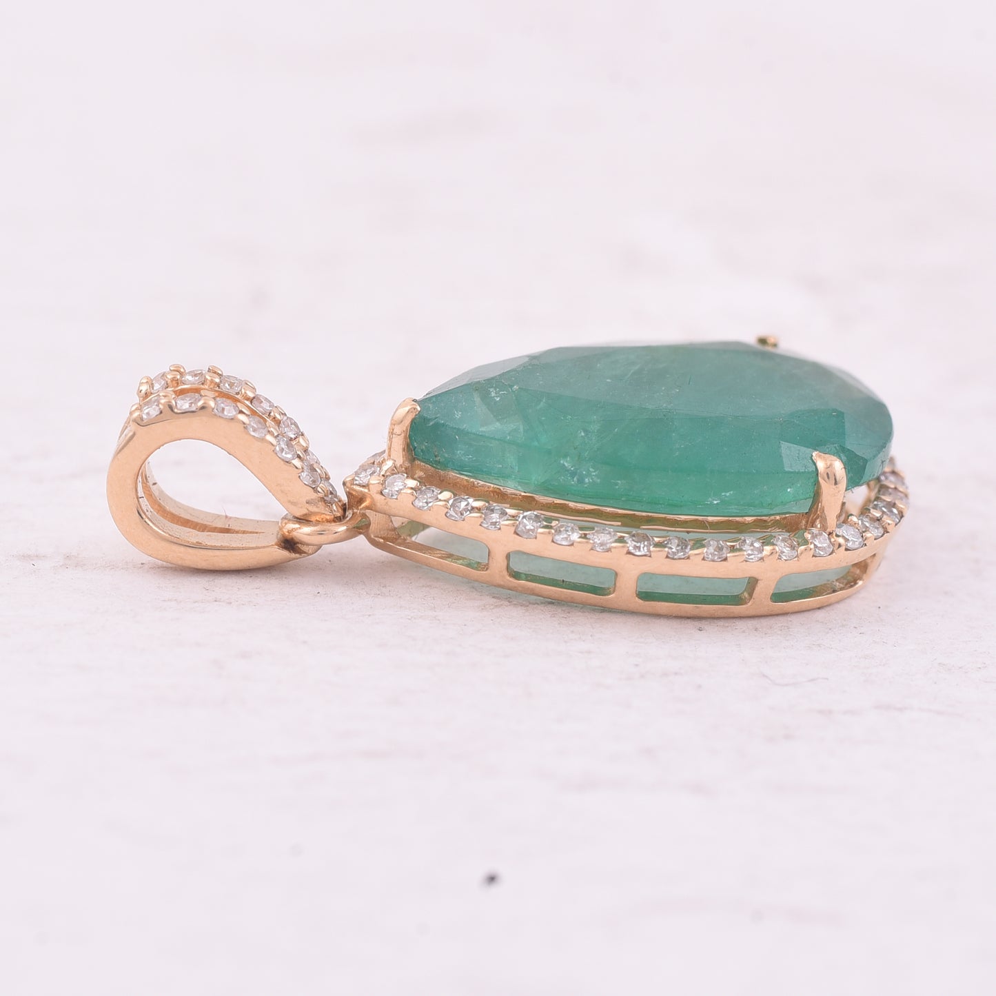 3.53 Ct Pear Mixed Cut Natural Emerald 14K Gold Pendant