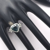 3.79 Ct Heart Mixed Cut Natural Bi-Coloured Sapphire 950 Platinum Ring