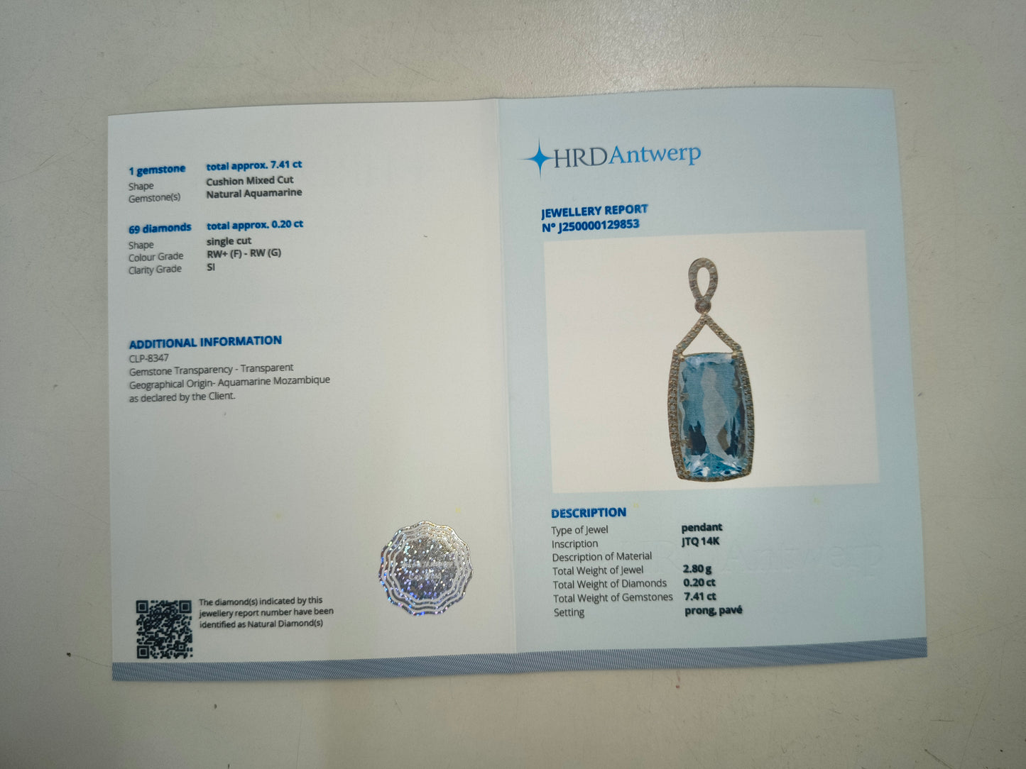 7.61 Ct Cushion Natural Aquamarine 14K Gold Pendant