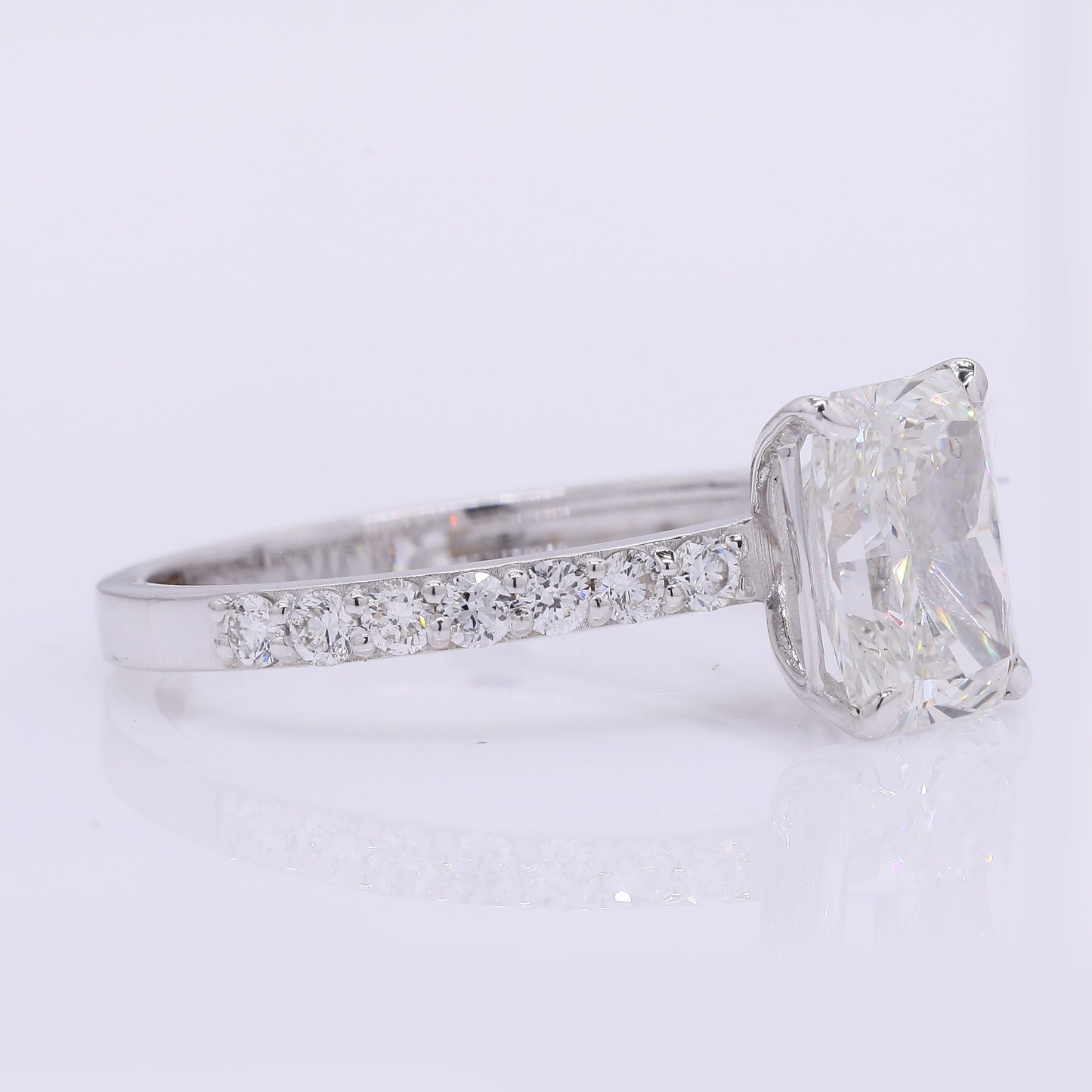 2.29 Carats Lab Grown Diamond 14K Gold Ring