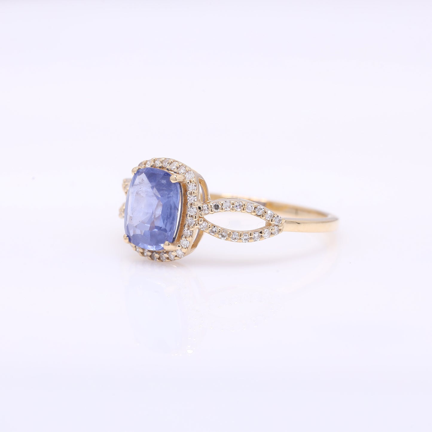 1.81 Ct Cushion Mixed Cut Natural Sapphire 14K Gold Ring