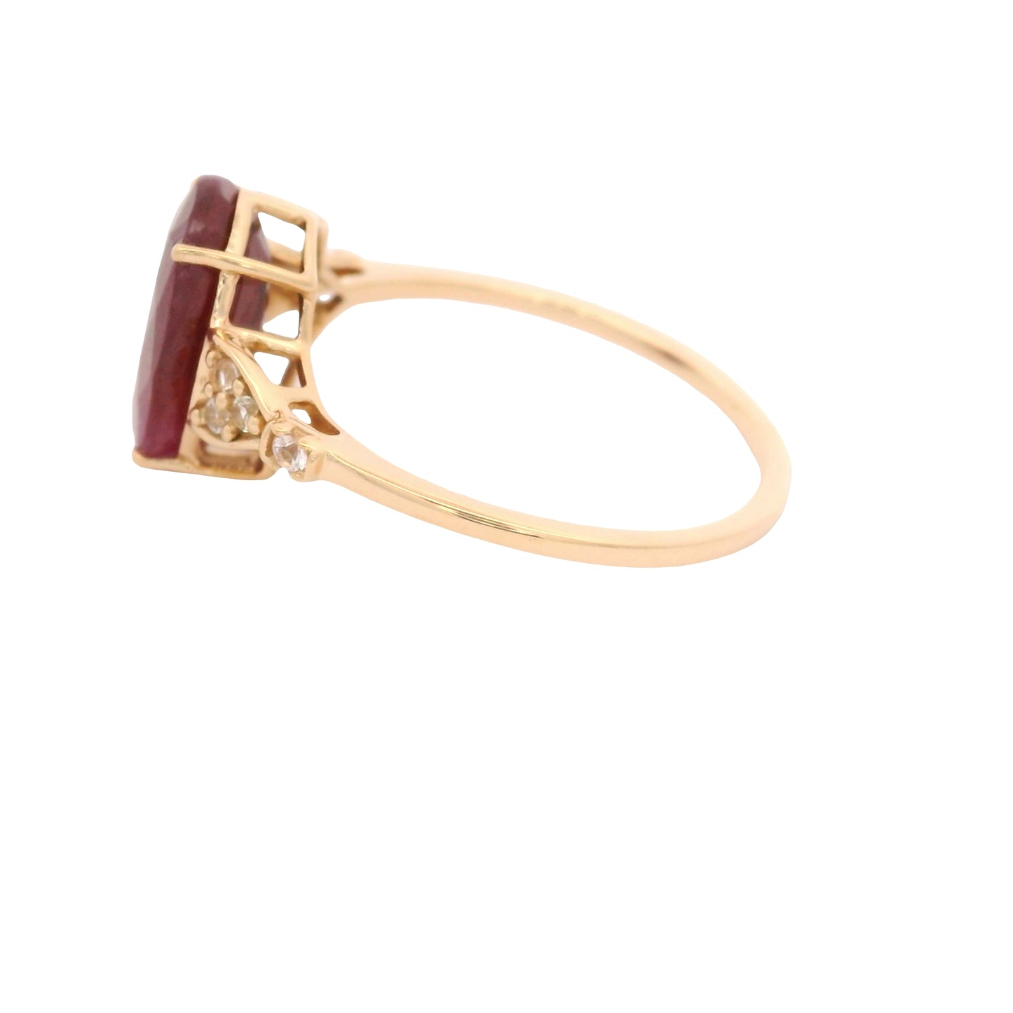 3.71 Ct Oval Ruby 14K Gold Ring